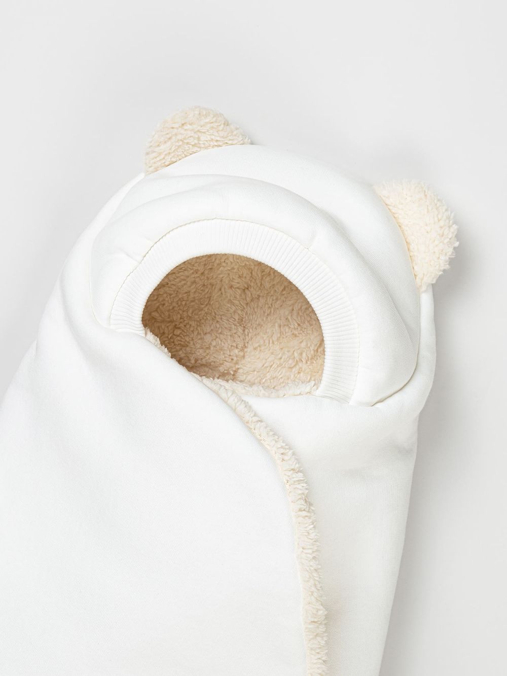 Конверт-звездочка "Молоко" с прорезями для ремней безопасности 0+