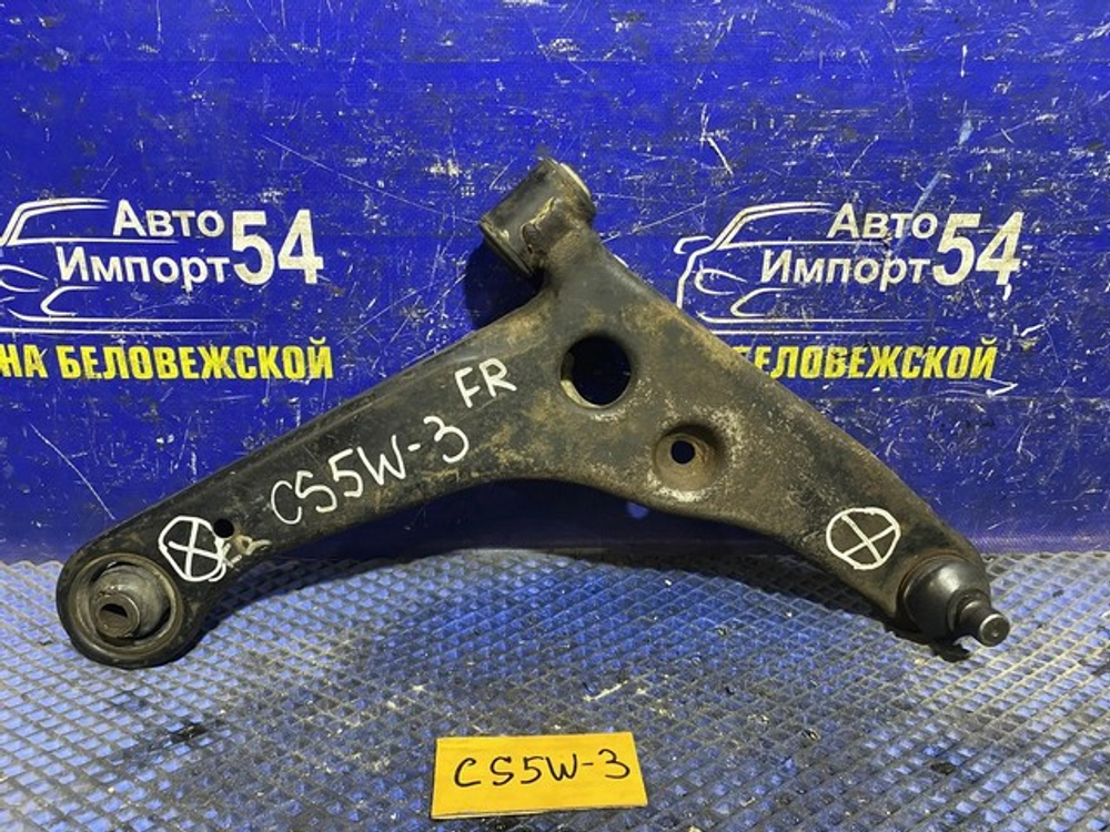 Рычаг передний правый MITSUBISHI LANCER CEDIA 2000