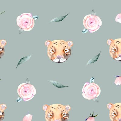 Тигры на зеленом