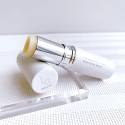 UTP Корректирующая сыворотка-стик с плацентой - Bright Stick Serum,8 г