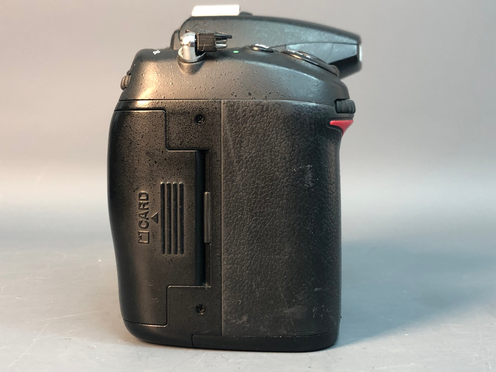 Nikon D7000 70.000 кадров