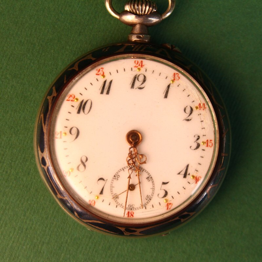 Серебряные карманные часы Remontoir Cylindre