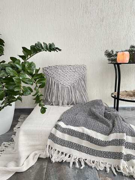 Декоративная наволочка в бохо стиле