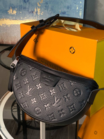 Сумка-мессенджер Louis Vuitton