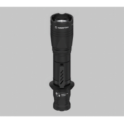 Фонарь для охоты Armytek Dobermann Pro Magnet USB — яркость до 1500 люмен и дальность света до 368 метров.способности