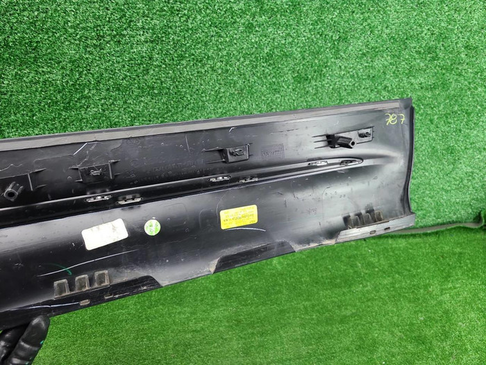 Накладка двери передняя LH Mercedes GLB X247 19-нв