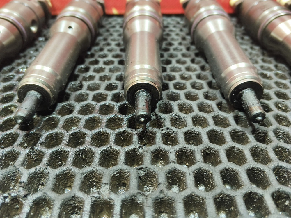 Комплект форсунок топливных 2020г