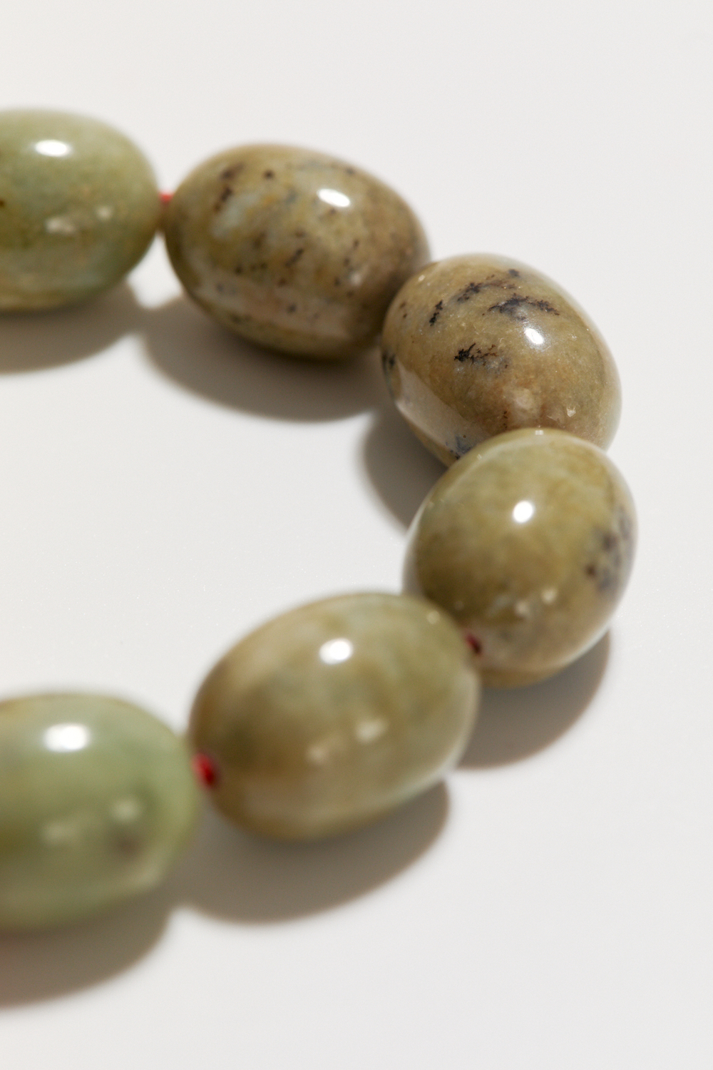 Браслет из нефрита SOURCE