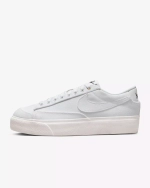 Nike Blazer Low Platform Canvas