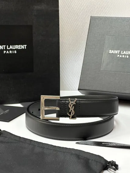 Ремень SAINT LAURENT с пряжкой CASSANDRE из гладкой кожи