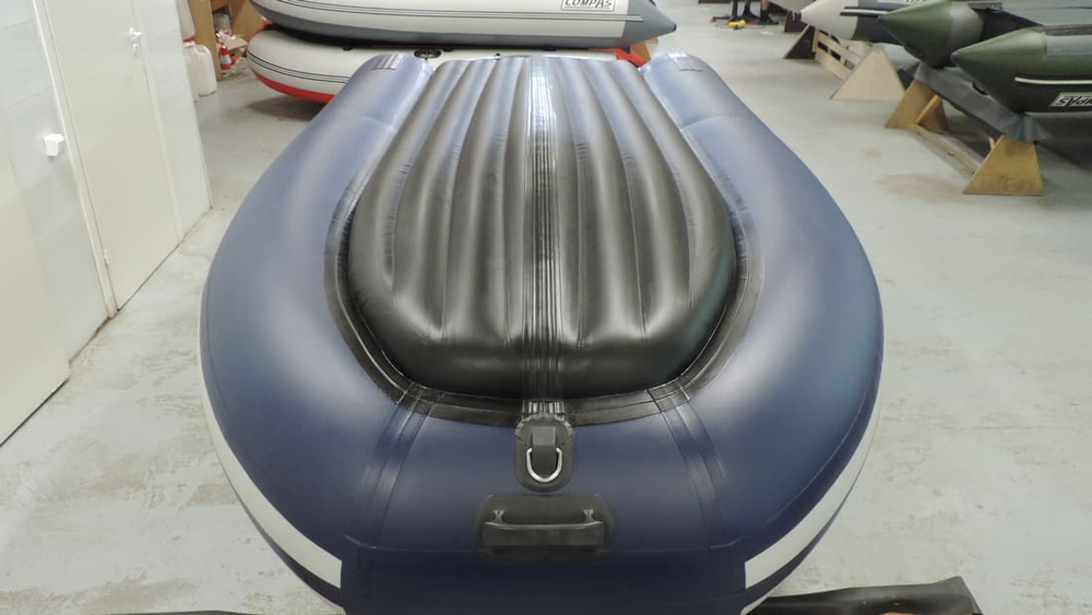 Лодка ПВХ COMPAS 325E