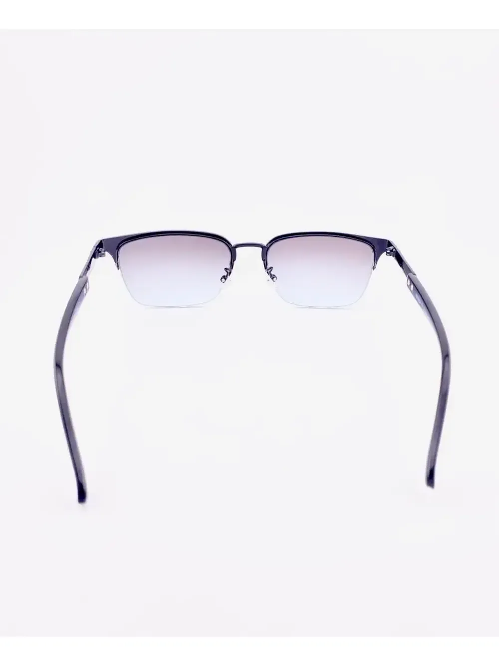 Очки солнцезащитные