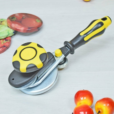 Машинка закаточная для консервирования Виктория Щелчок №1 + силиконовый коврик (в коробке)