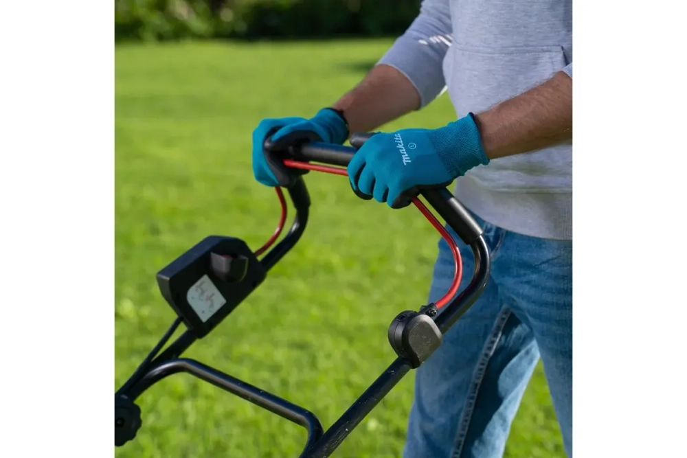 Газонокосилка Makita DLM382PM2
