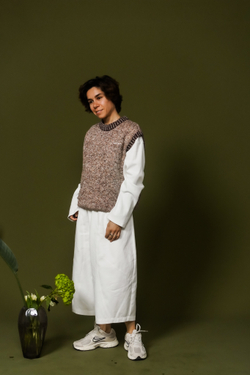 Жилет из хлопкового мулине коричневого цвета ПРЕДЗАКАЗ