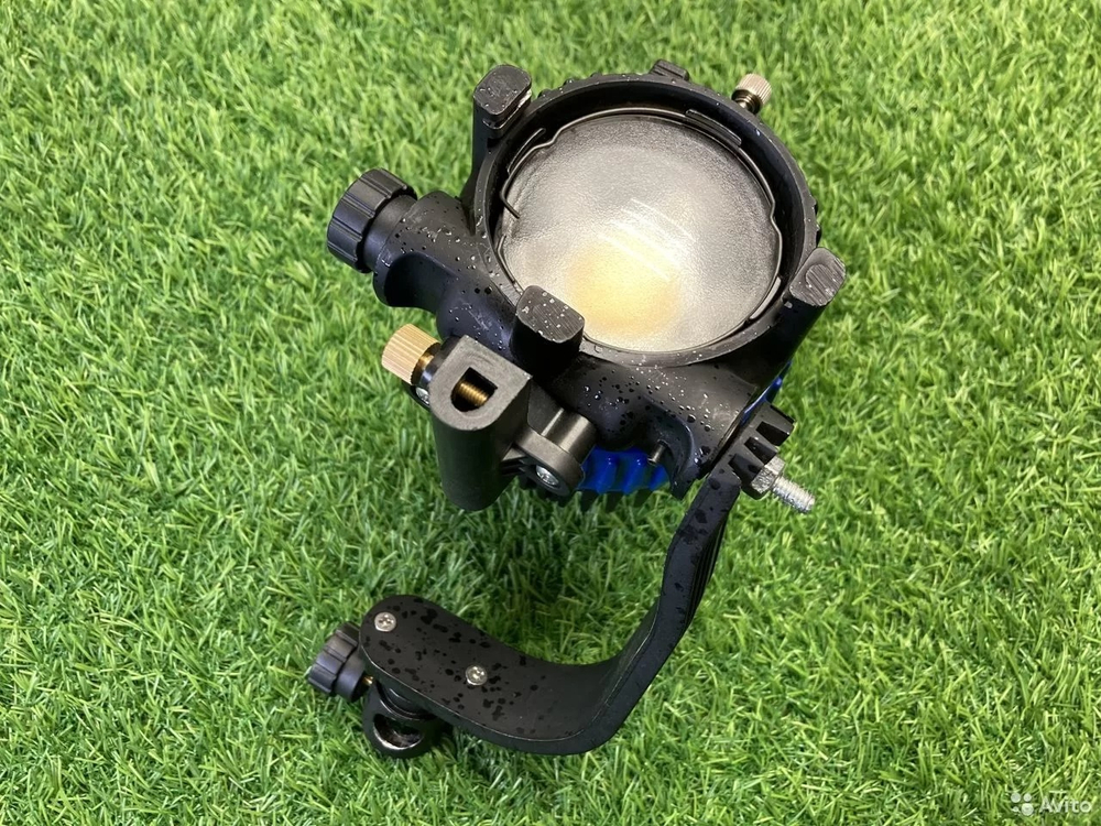 Осветитель GreenBean Zoom 60 LED / Скупка