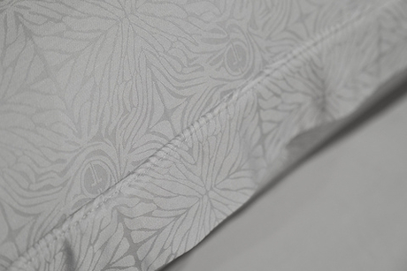 Постельное белье 2 спальное евро Garda Decor Муар оливковое бамбук