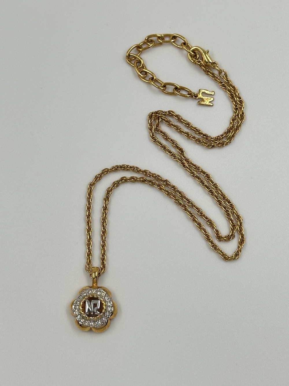 Кулон Nina Ricci