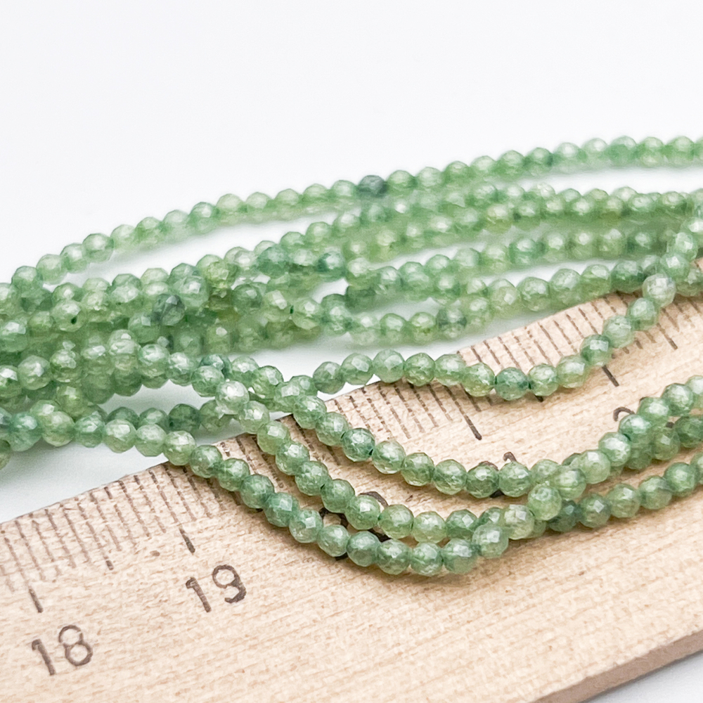 Фианит кракле (кубический цирконий), цвет хризопраз, размер 2 мм, цена за нить около 195 шт (38 см)