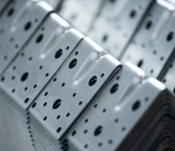 ПЗМ Уголок перфорированный крепежный Усиленный 70 мм x 55 мм 50 шт.