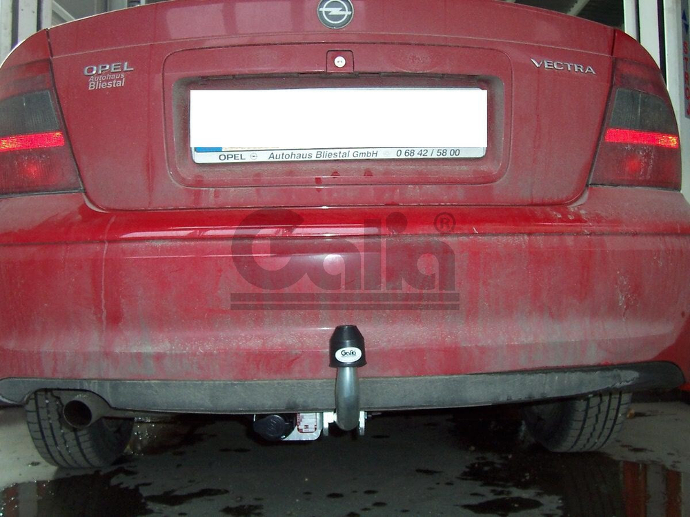 Оцинкованный фаркоп на Opel Vectra B седан/универсал/хетчбек 1995-2002 (без электрики), Galia O029A