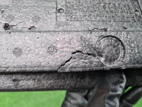 Абсорбер переднего бампера Hongqi HS5 (2019-н.в.)