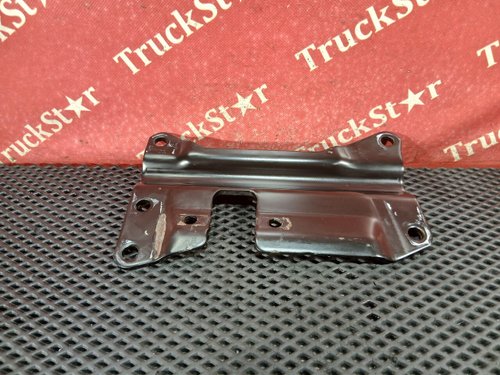 Кронштейн цилиндра подъема кабины 2019г