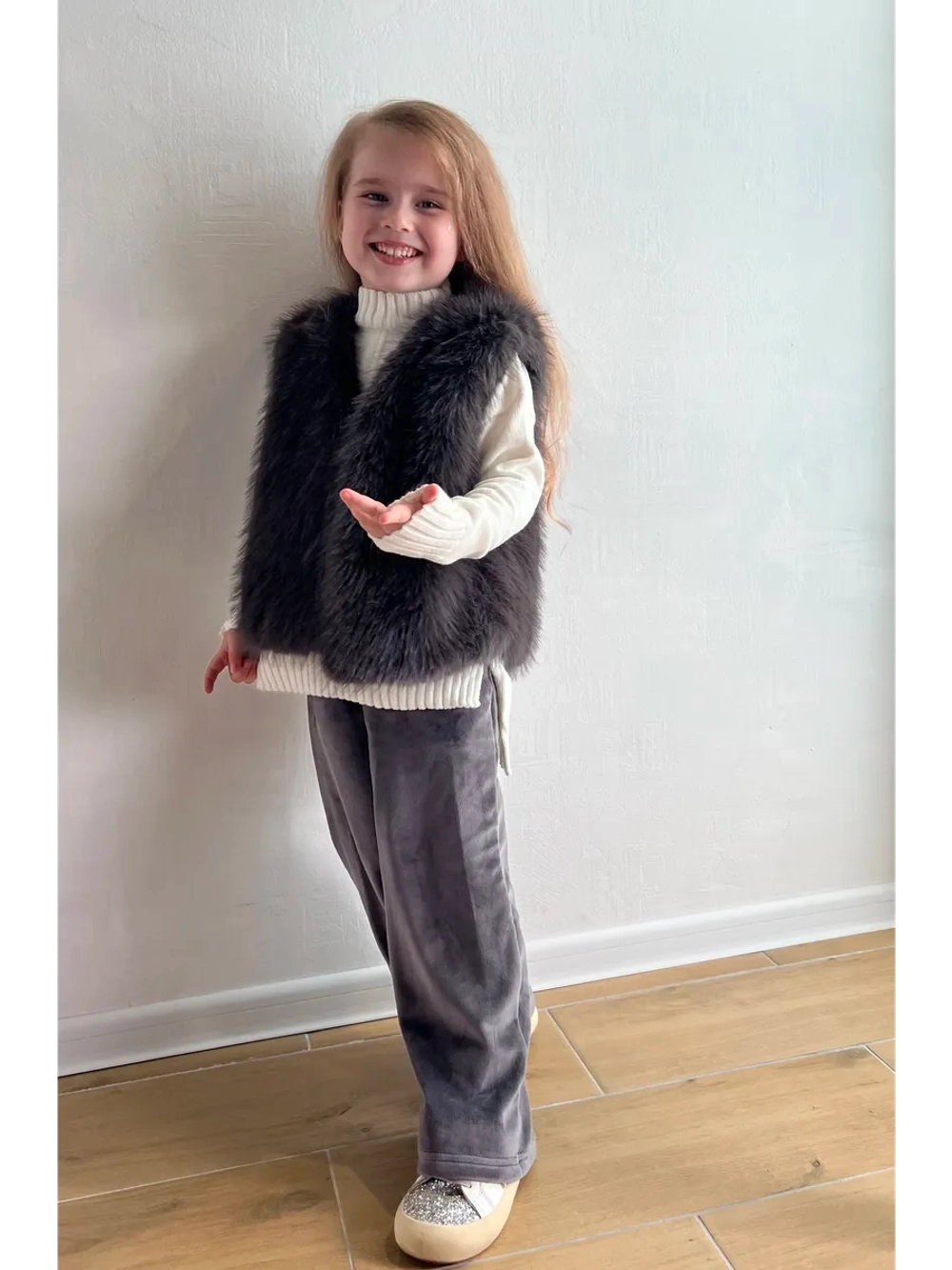 Жилет из искусственного меха