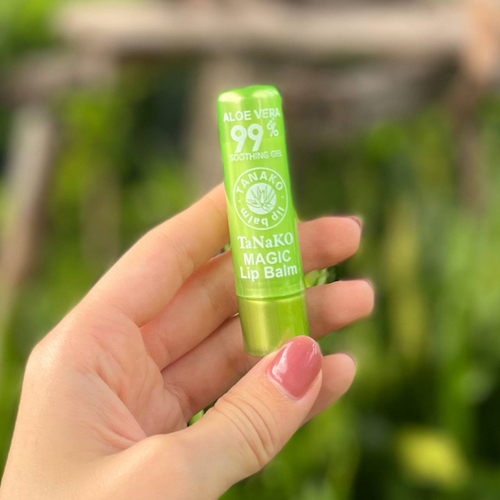 Проявляющаяся гигиеническая губная помада Питание и увлажнение Lipstick Aloe Vera 99% Tanako