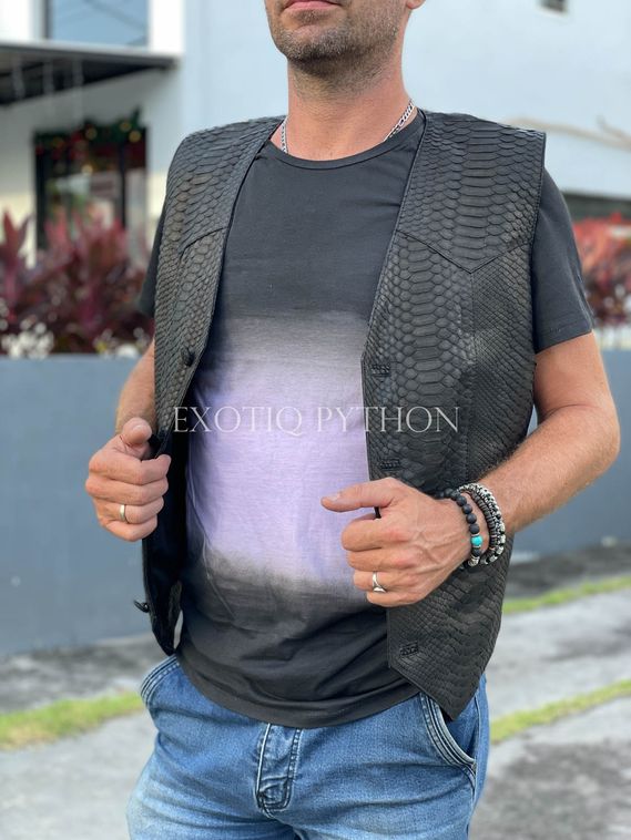 Жилетка из кожи питона JT-105