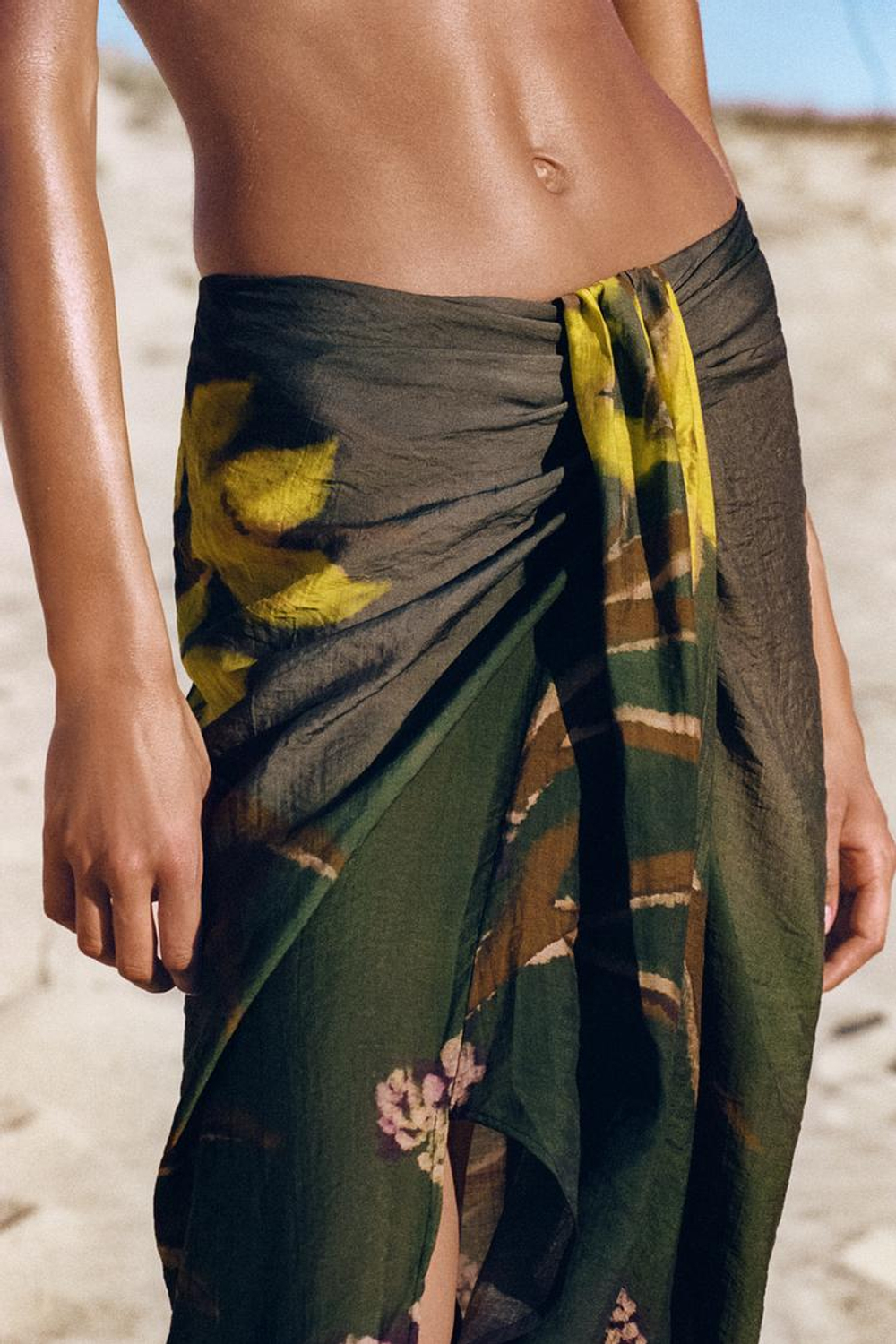 ZARA ПАРЕО С ЦВЕТОЧНЫМ ПРИНТОМ И УЗЛОМ, ЗЕЛЕНЫЙ