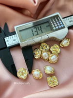 Пуговицы жемчужные в золотистом металле овальные