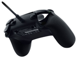 Игровой контроллер Razer Wolverine V2 RZ06-03560100-R3M1 черный