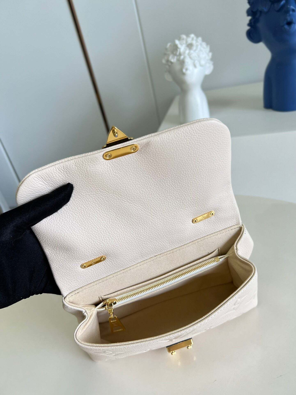 Louis Vuitton Madeleine BB