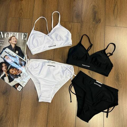 Купальник Balenciaga