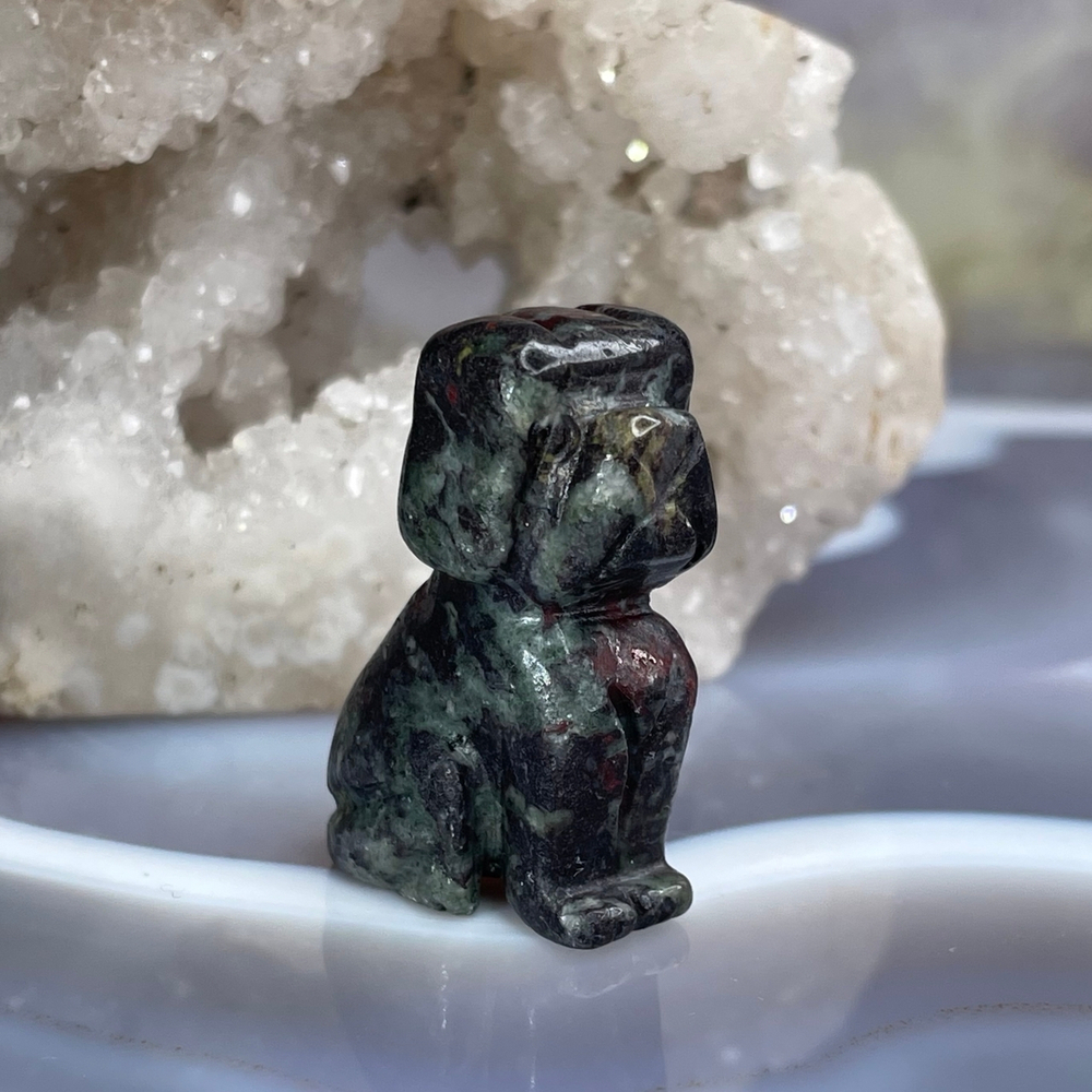 60376 Яшма Уральская Собака фигурка 22*35мм
