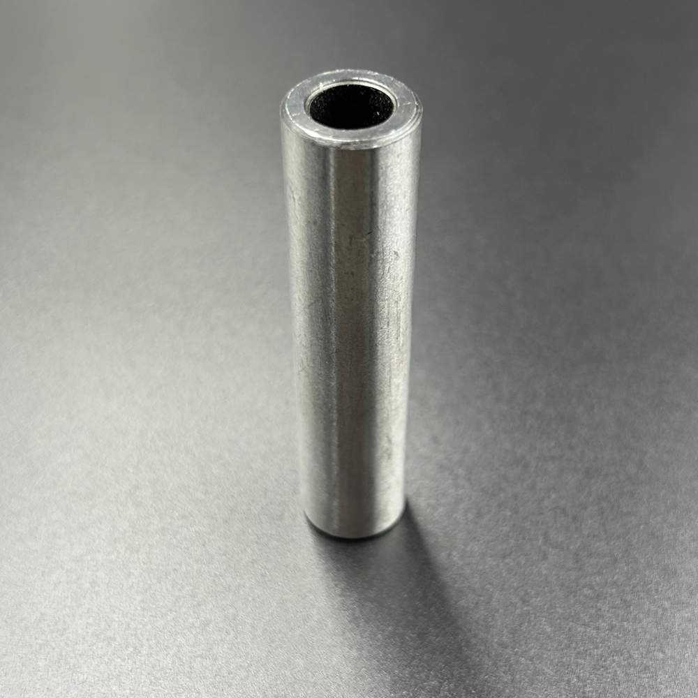 Втулка (палец) заднего кулака (9010-060005) (ZIBO)