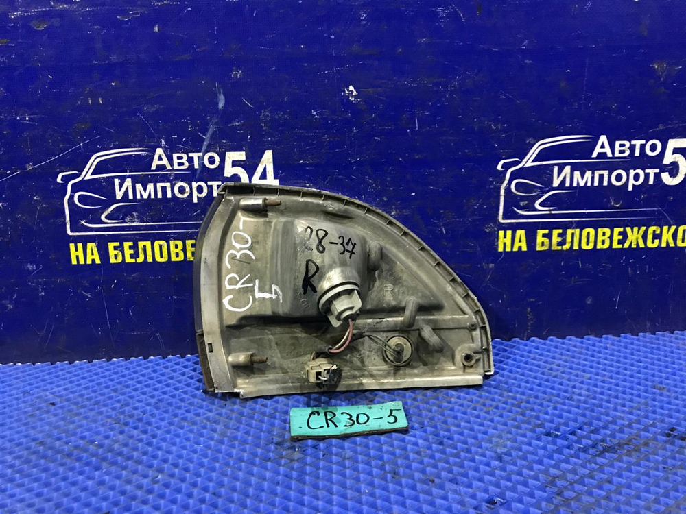 Габарит правый TOYOTA TOWNACE 1990