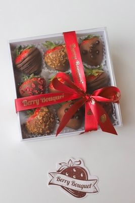 "Шоколадный восторг" Клубника в шоколаде