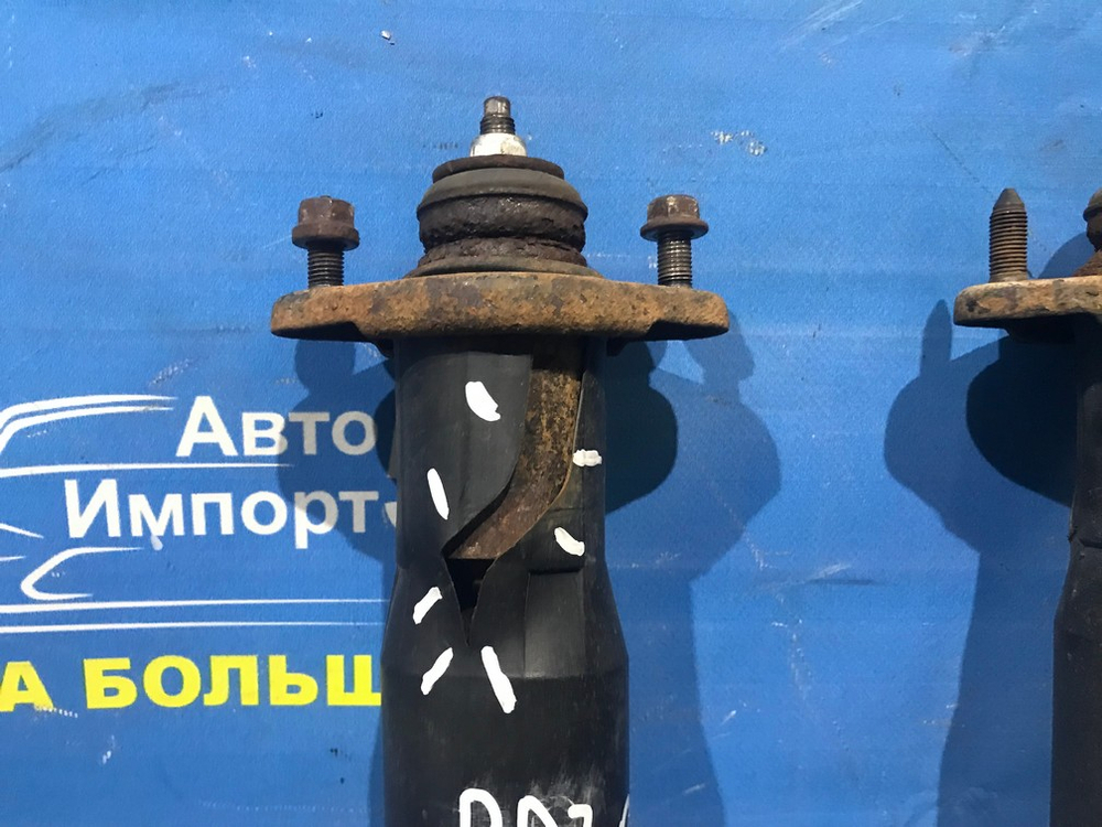 Амортизатор задний Honda ODYSSEY 2000