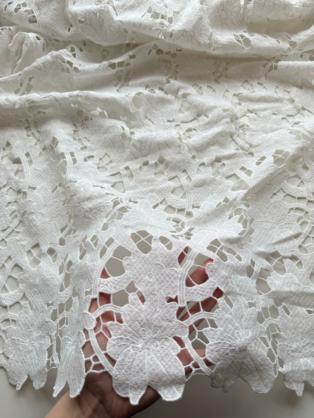 Вышивка Шарлот