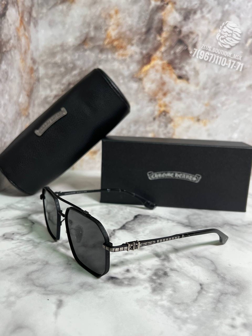 Солнечные очки Chrome Hearts