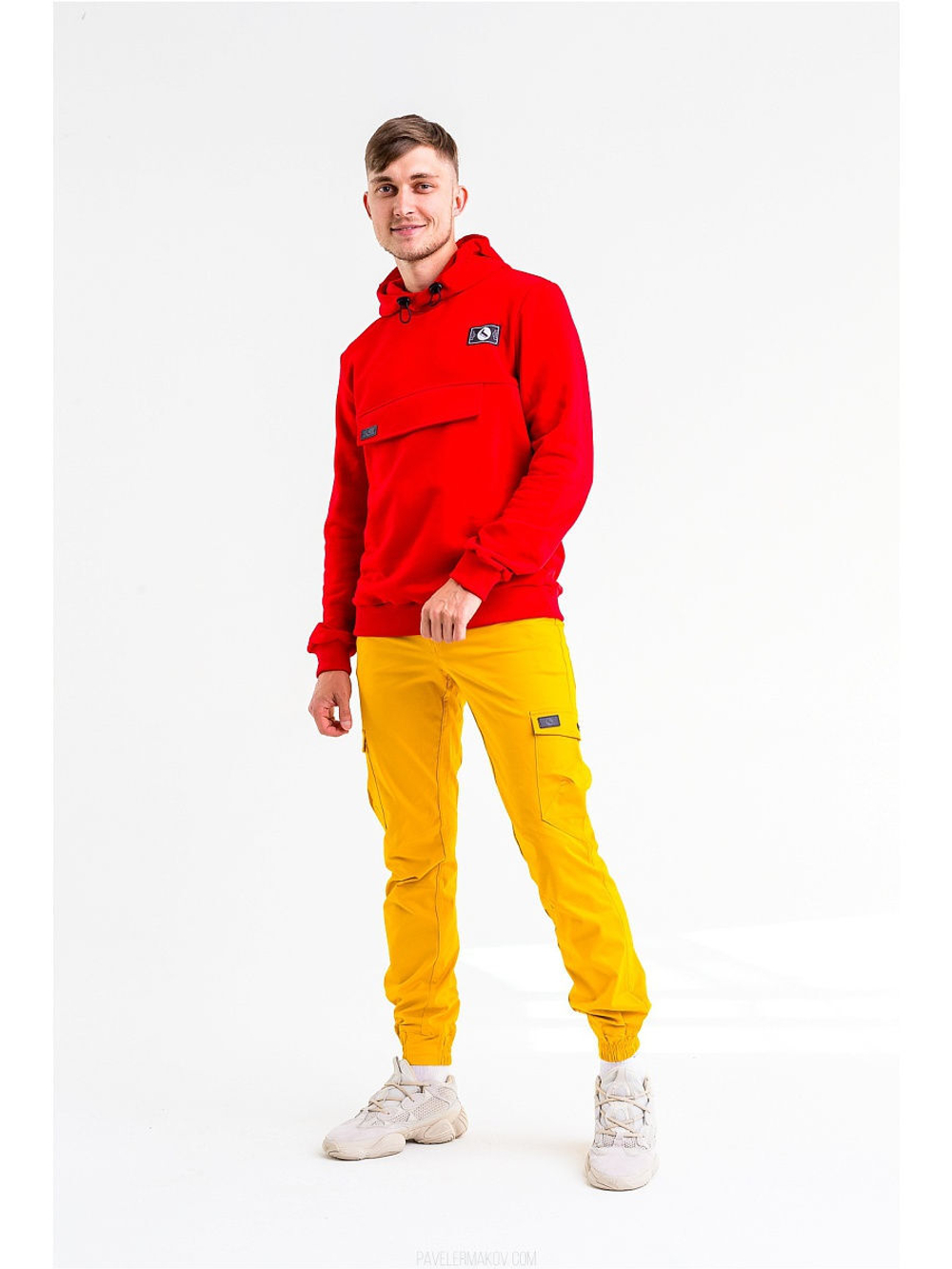 Худи мужское Город Горький красное