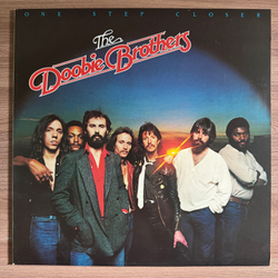 Виниловая пластинка The Doobie Brothers ‎– One Step Closer LP