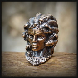 Бусина "Медуза Горгона" для темляков или браслетов , бронза