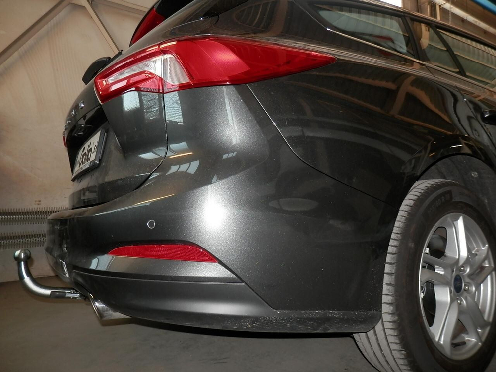 Фаркоп оцинкованный Galia F135A для Ford Focus 4 универсал 2018-(паспорт и сертификат в комплекте)(без электрики)