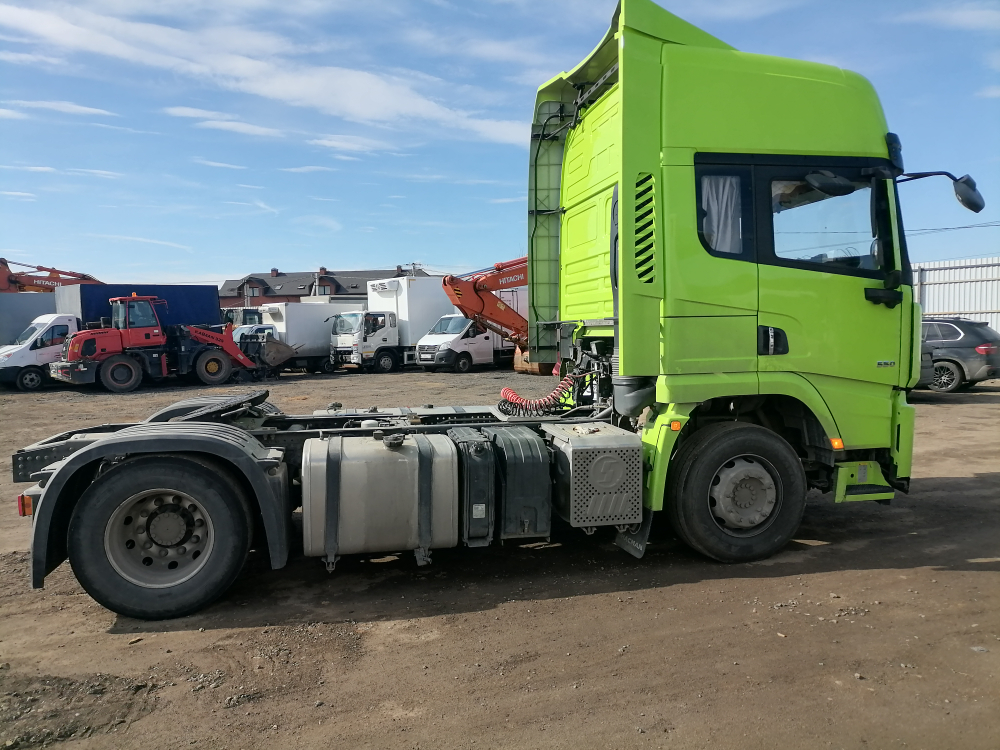 Shacman (Shaanxi) SX* 4x2 Седельный тягач SX418843381 (Дизельный, 12,5 л, 544 л.с., АТ)
