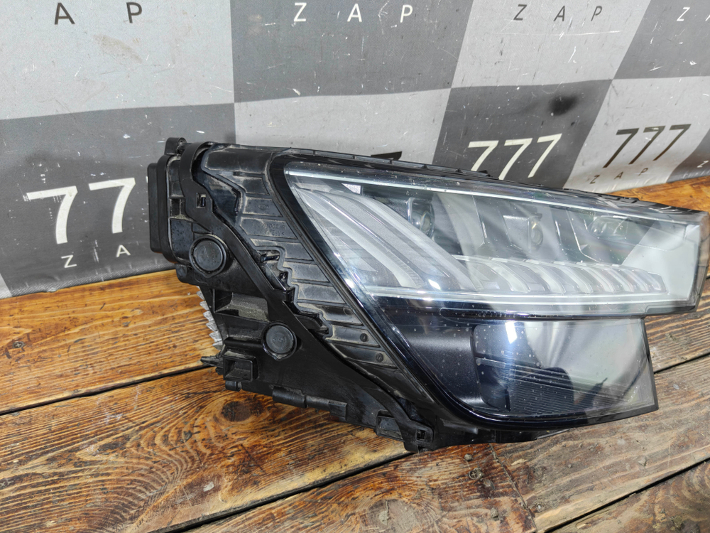 Фара правая LED Audi Q8 (4MN) 18-нв Б/У Оригинал 4M8941784