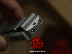 Нож Microtech Exocet T/E - танто клинок, белая рукоять RK/Н29