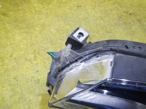 Фара левая Toyota Rav 4 CA40 (2015-2019) LED